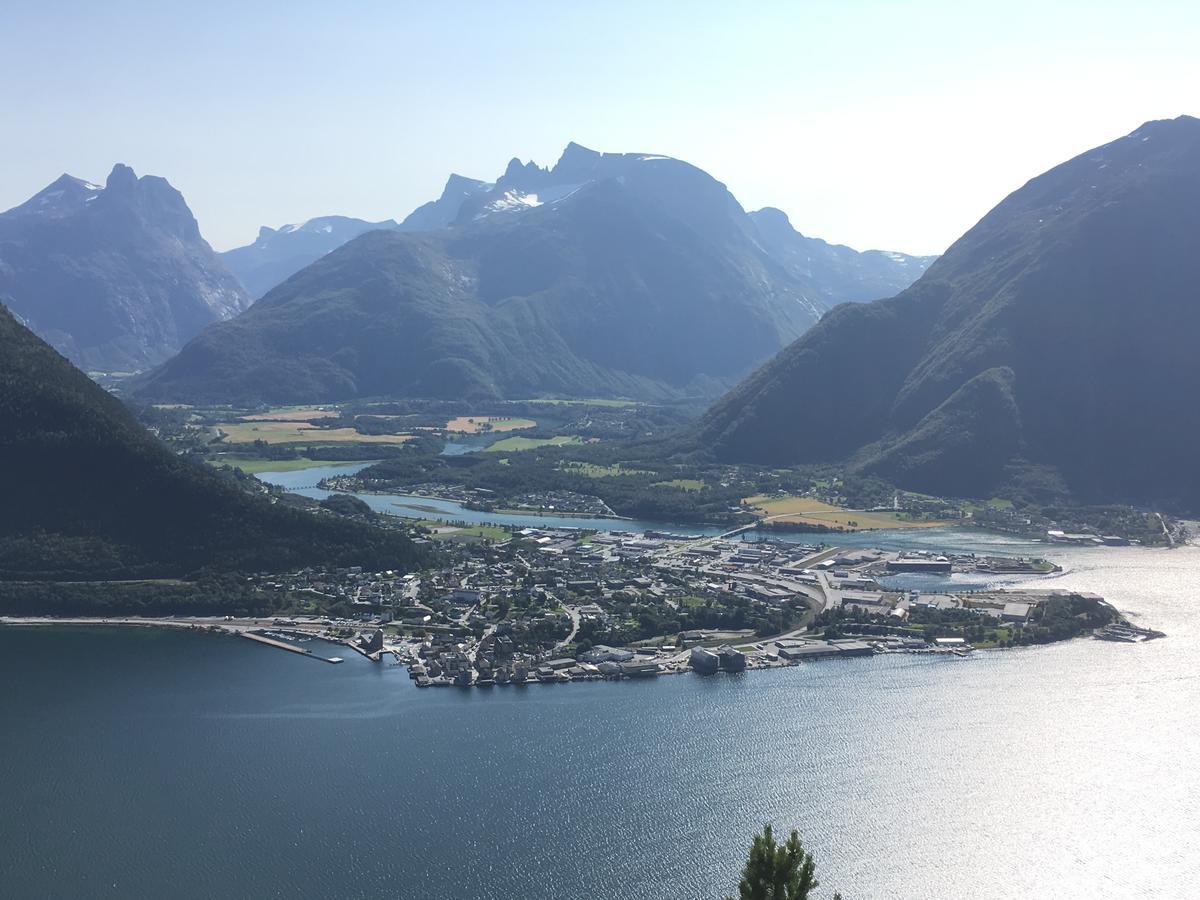 Вилла Heinali Hytta Isfjorden Экстерьер фото