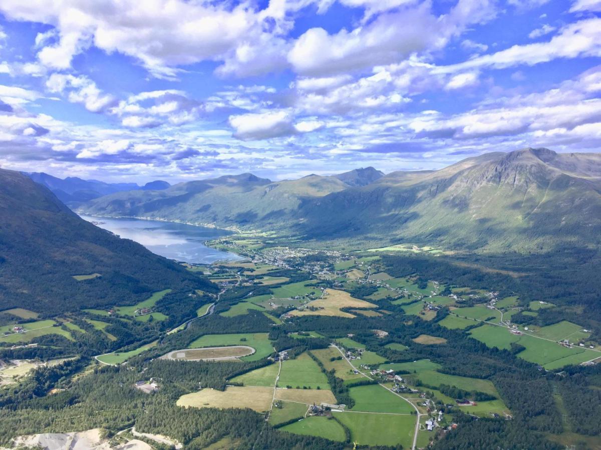 Вилла Heinali Hytta Isfjorden Экстерьер фото